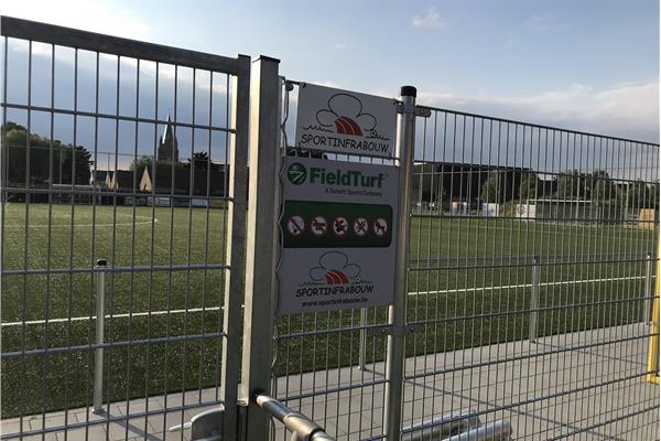 Aménagement terrain de football synthétique - Sportinfrabouw NV